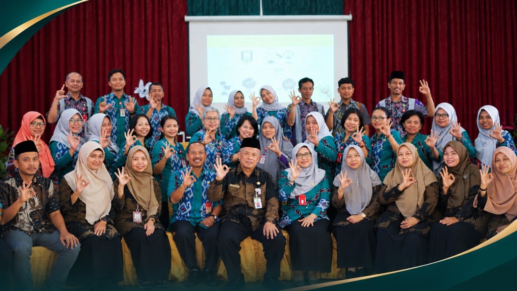 Studi Tiru Sekolah Adiwiyata Nigas Ikhlas
